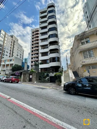 Cobertura Duplex a venda no centro de Florianópolis - Rua Duarte Schutel - Florianópolis -