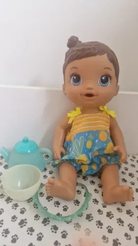 Boneca baby a live