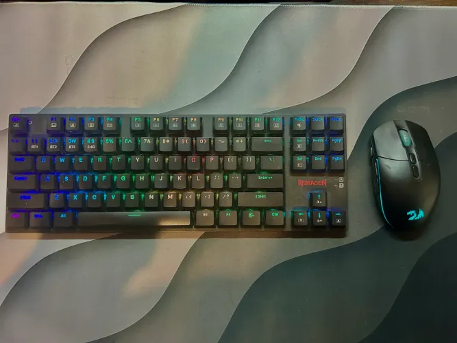 Kit teclado e mouse sem fio redragon