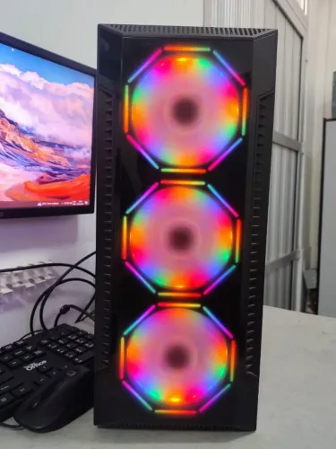 Computador 1150: i3 4170 + Rx 550 4 gb + 16 Gb de ram+ 240 Gb de ssd + 500 Gb de Hd