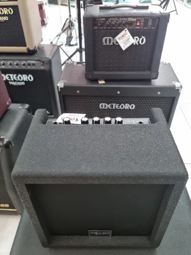 Cubo de Guitarra Electra Donner