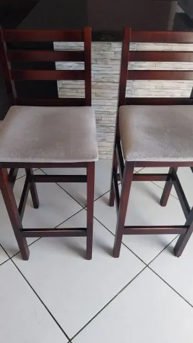 KIT COM 2 BANQUETAS - CONFORTO, PRATICIDADE E ESTILO!