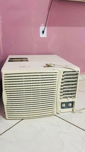 Vendo ar condicionado 12000 BTUs