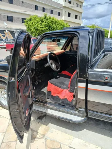 Chevrolet D-20 S / Luxe 3.9/4.0 Diesel 1989