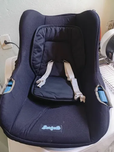 Vendo bebê conforto Burigotto..