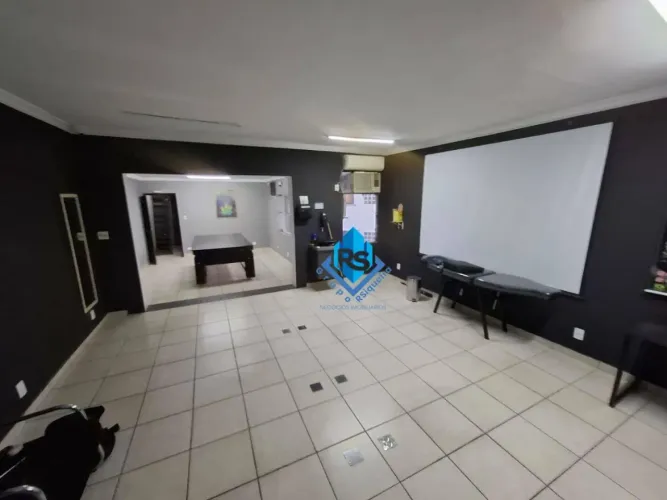 SALÃO COMERCIAL