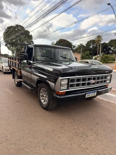 Ford F-1000 S. S. Diesel / S.s. Diesel Turbo 1990