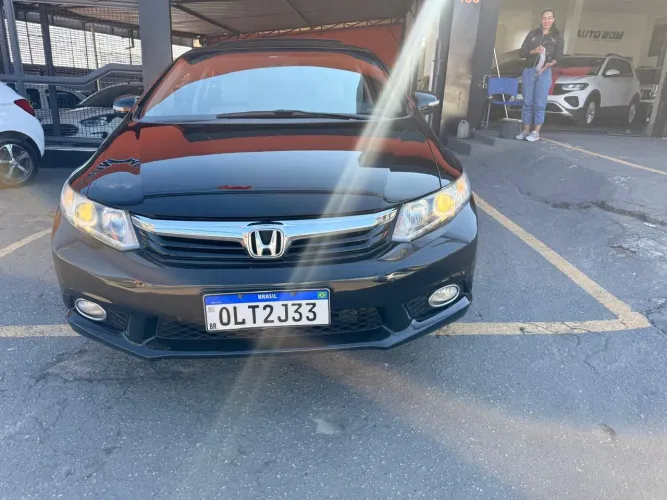 Honda Civic Sedan EXS 1.8/1.8 Flex 16V Aut. 4P 2013