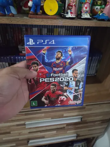 Vendo Pes 2020 de PS4 em perfeito estado de conservação.