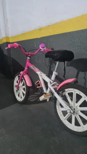 Bicicleta infantil feminina