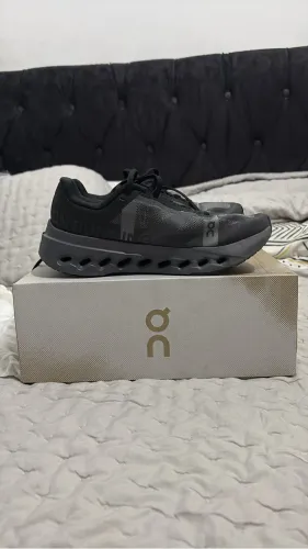 On Cloudsurfer Original