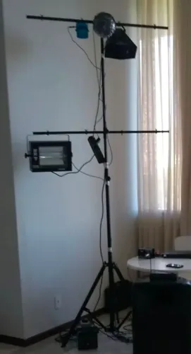 Suporte para iluminação DJ/Show