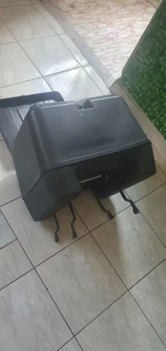 Baú com suporte