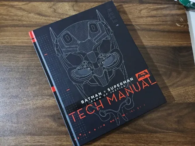 Batman V Superman: Dawn Of Justice: Tech Manual - IMPORTADO