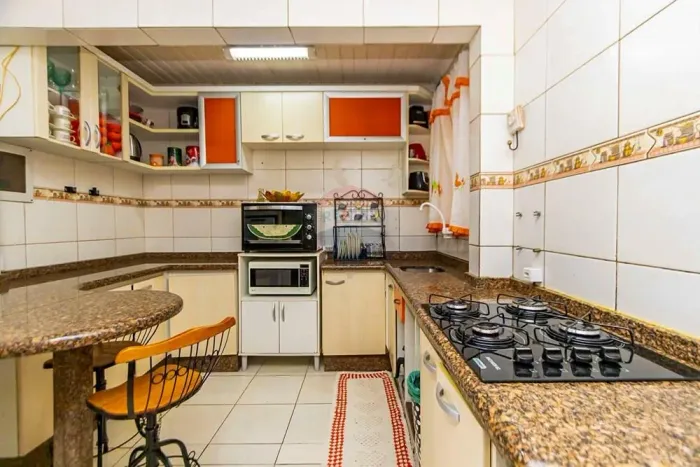 CASA VENDA TÉRREO - 4 DORMITÓRIOS SEMI MOBILIADA - BAIRRO AVIAÇÃO - SJP