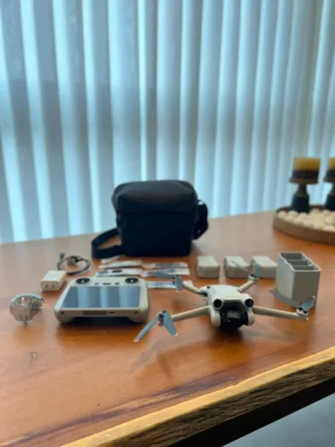 Drone Dji Mini 3 Pro Combo Fly More +Controle com Tela