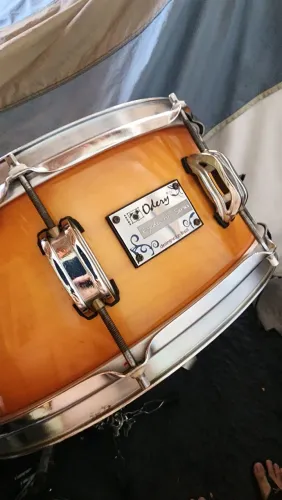 Caixa odery eyedentity maple 