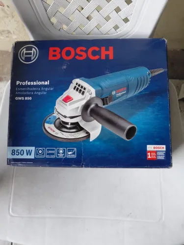 Esmerilhadeira Bosch