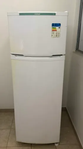 Vendo Geladeira Quebrada