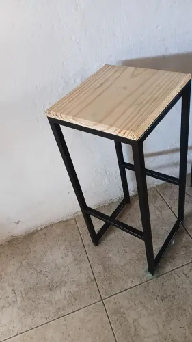 1- banqueta industrial