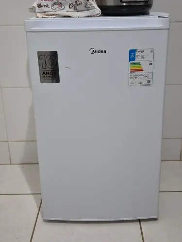 Frigobar Midea 124 Litros Branco MRC12B2 220V