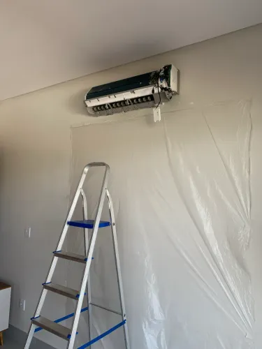 Instalação e manutenção de ar condicionado