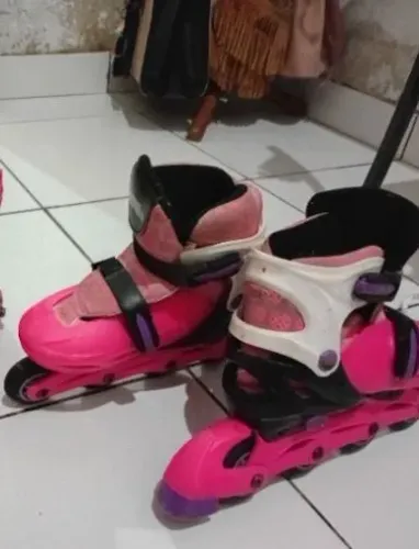 Vende-se um patins usado