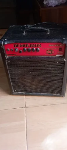Cubo contra baixo