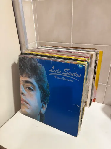 Lote de disco entre eles LuLu Santos, Guilherme Arantes, Roberto Calos e outros
