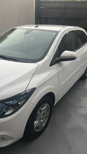 Chevrolet Onix Hatch LT 1.0 8V Flex Power Mec. 4P 2013
