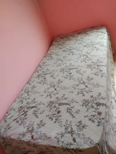 Vende-se cama solteiro