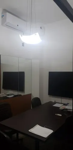 Sala comercial no centro da cidade de Londrina-PR