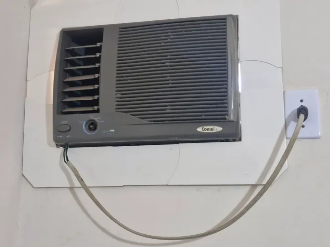 Ar condicionado 7500 btus/janela - excelente