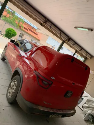 Capota de Fibra de Vidro Fiat Toro/ Fibra de Vidro