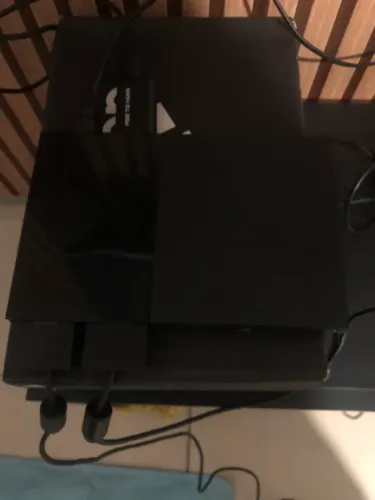 PlayStation 2 com 2 controles originais