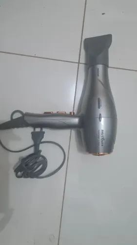 Secador de cabelo