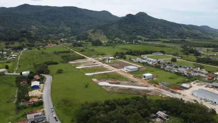Terrenos à Venda em Garopaba Loteamento Vista Encantada com Vista e Alto Potencial de Val