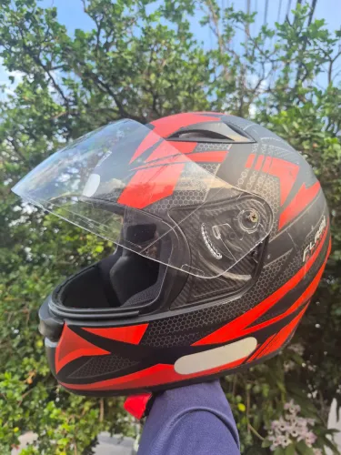 Capacete fechado Ideal para o dia a dia