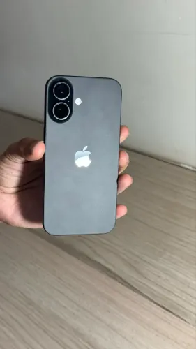 iPhone 16 | 256Gb - 5 meses de uso