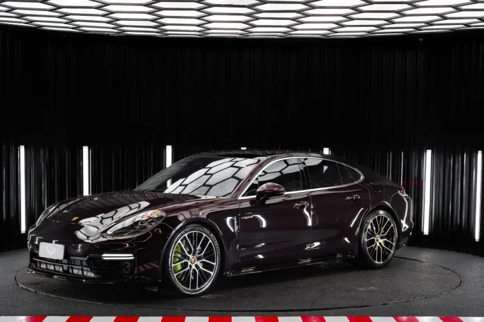 Porsche Panamera 4S E-hybrid 2.9 560cv 2023