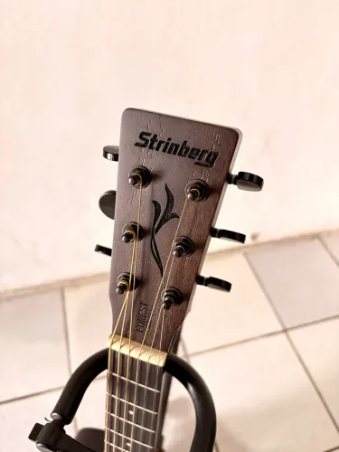 Violão Strindberg Baby. Cordas 011. Regulado. Estado de ZERO. Aceito TROCAS