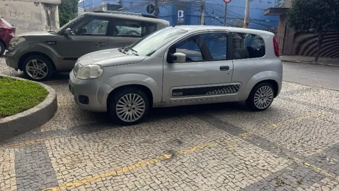 Fiat Uno Vivace 1.0 EVO Fire Flex 8V 3P 2013
