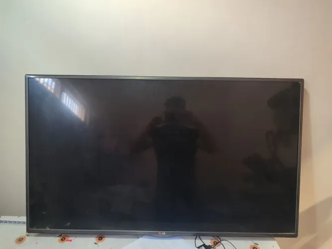 Preco negociável, 2 tvs não está funcionando/ retirada no Couto Fernandes