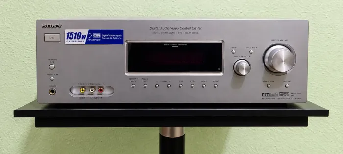 Receiver de áudio e vídeo da Sony (Digital Audio/Video Control Center), modelo STR-KM5000