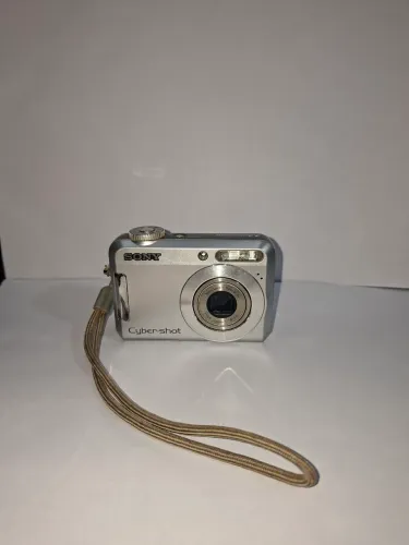 Máquina fotográfica Cyber Shot 7.2