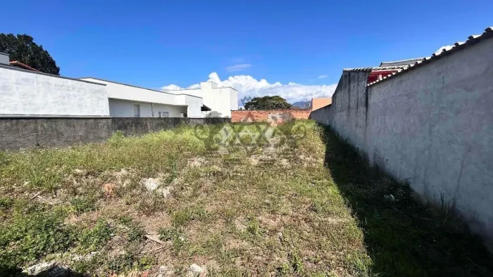 Terreno à venda no Pontal de Santa Marina - Caraguatatuba / SP - Cod. TE0092