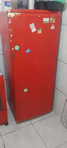 Geladeira usada funcionando