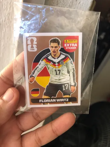 Vendo figura de BRONZE FLORIAN WIRTZ