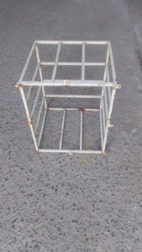 Grade de ferro maciço  para ar condicionado 