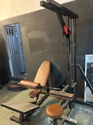 Combo máquina academia OPORTUNIDADE